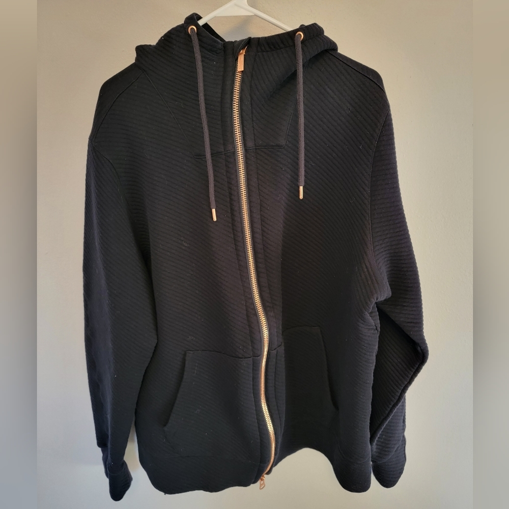 EUC Good Man Brand Black Quilted Hoodie Size XL
